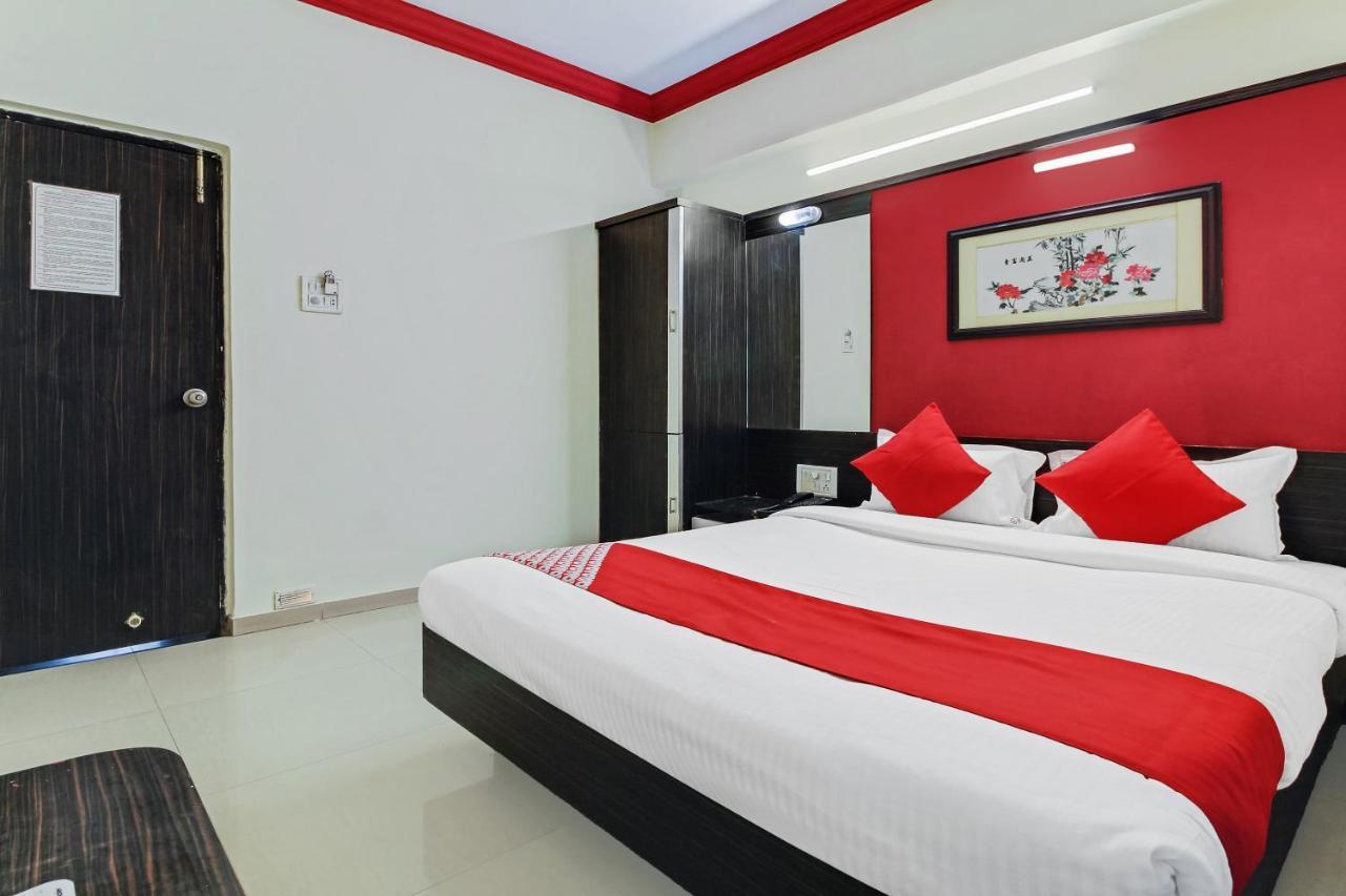 Oyo 48418 Sai Pritam Hotel Нашик Екстериор снимка